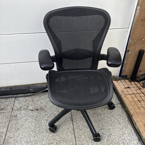 Herman miller aeron chair size - herman,