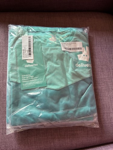 Deliveroo short sleeve - short, base
