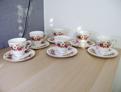 Queen anne bone china - queen, floral