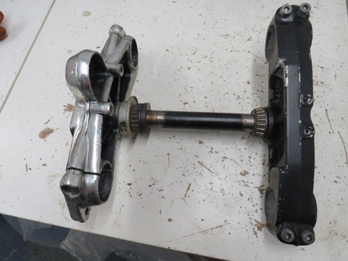 Ducati paso fork yokes - ducati,