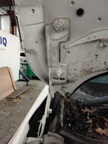 Bonnet hinge vauxhall astra - rh,