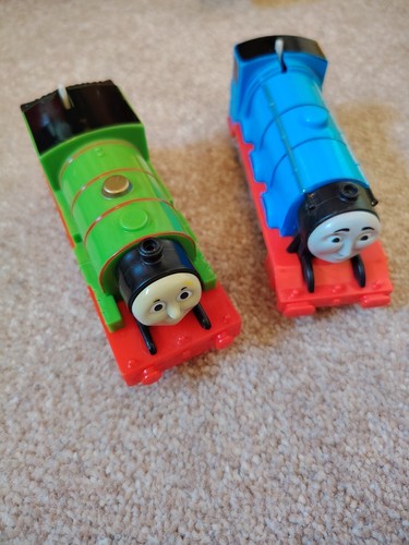 Trackmaster motorized thomas - motorized,
