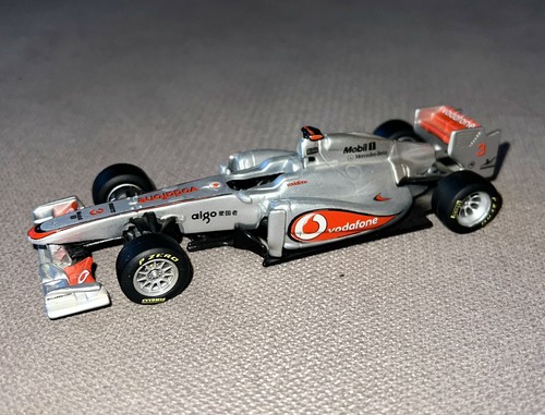Bburago 2011 mclaren mercedes - bburago,