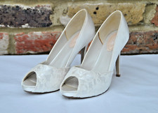 New bridal shoes by PINK label