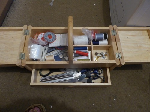 Wooden cantilever sewing - cantilever, box