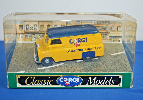 Corgi d981 bedford van - corgi,