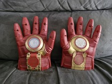 Marvel Iron Man Age of Ultron Arc FX Armour Pair of Gloves Light & Sounds (2)