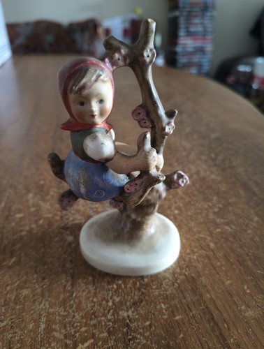 Goebel hummel apple tree - apple, girl