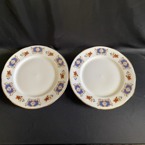 Royal imperial pair side - of,