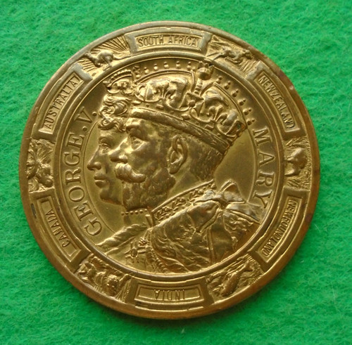 Gilt bronze king george - gilt,