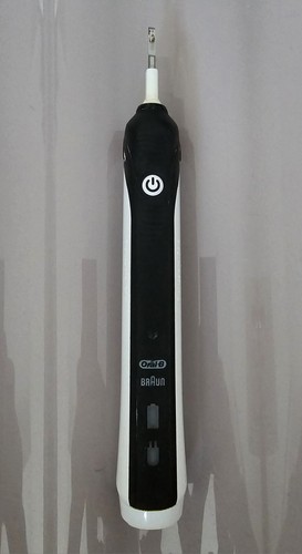 Oral braun electric - oral-b,