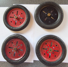 Vintage Meccano 4# Dunlop Motor Tyre Parts No. 142b on 19b 3" Pulleys Hardened