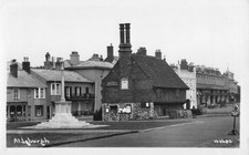 POSTCARD - SUFFOLK - ALDBURGH