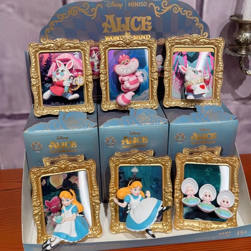 Miniso disney alice - disney,