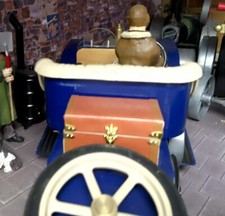 Tan Trunk To Suit A Mamod