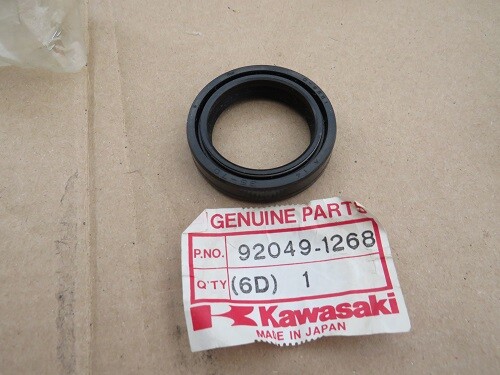 Kawasaki ke175 fork oil - kawasaki,