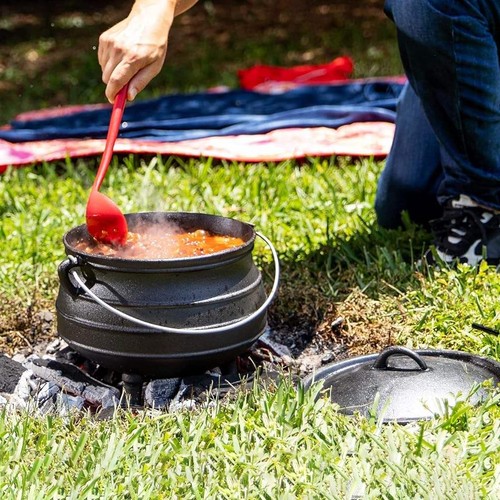 1pc cast iron dutch oven - cast,