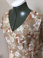 Nightingales Floral & Silver