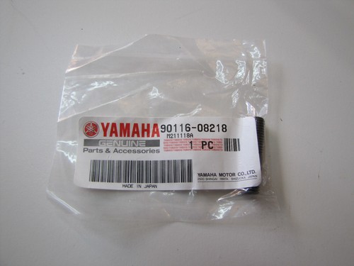 Yamaha bolt stud 90116 - bolt,, 90116-08218