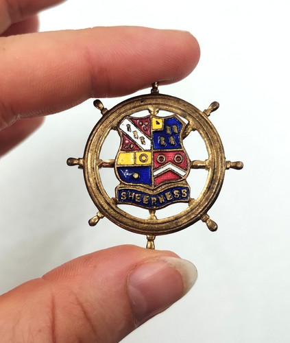 Vintage sheerness ships wheel - vintage,