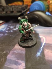 Salamanders Primus Medicae