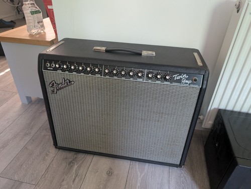 Fender twin 100w guitar - fender,