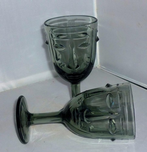 Unusual grey glass - face, wine