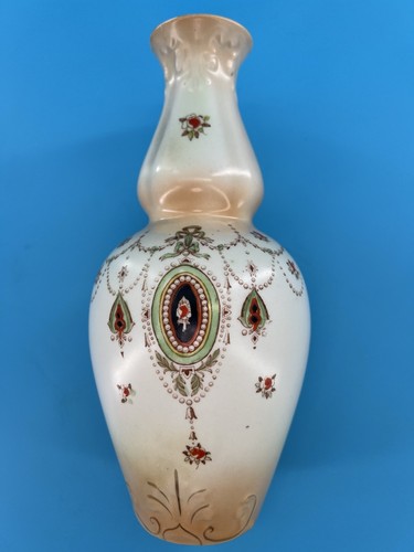 Stunning hand painted crown - stunning,