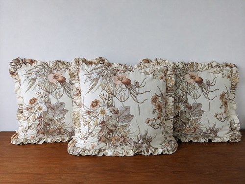 Set vintage floral - of, ruffle