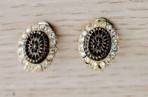 Vintage clip earrings - vintage,