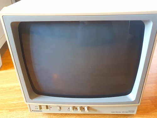 Panasonic bm1410 14in crt - wv-bm1410/b,