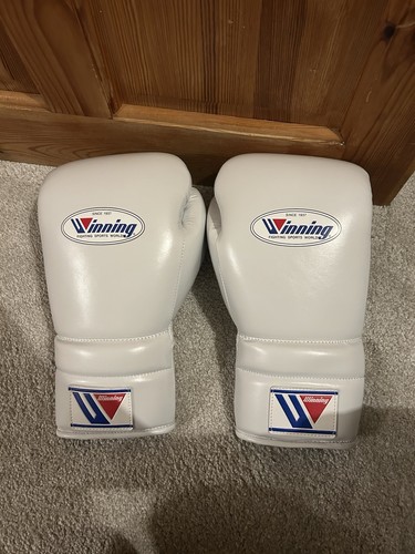 Winning lace 14oz boxing - up,