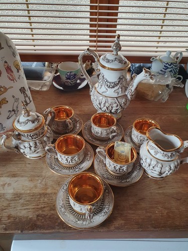Capodimonte porcelain italy - porcelain,