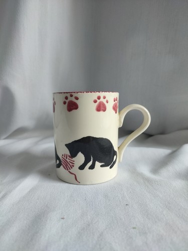 Studio pottery mug black cats - studio,