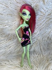 Funky Monster High Doll  Music Festival Venus McFlytrap (A)