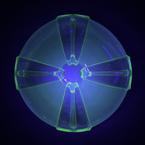 Stolzle uranium glass - stolzle,