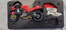 minichamps motorcycle 1/12 Max Biaggi 2000 Signed