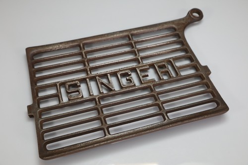 Vintage decorative singer - decorative, cast