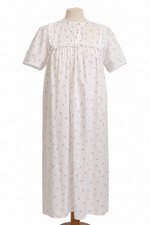 Vintage white floral cotton - white,