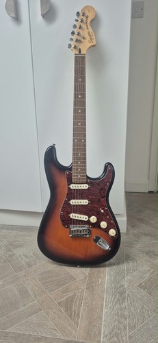 Fender squier stratocaster - fender,