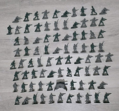 Small soldier figures - small, set