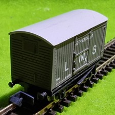 N26 - N Gauge - Refrigerator