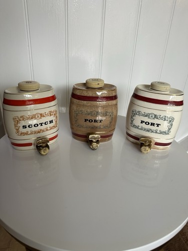 Wade barel decanters set 3 - wade,