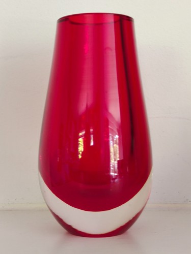 Whitefriars glass bud - a,