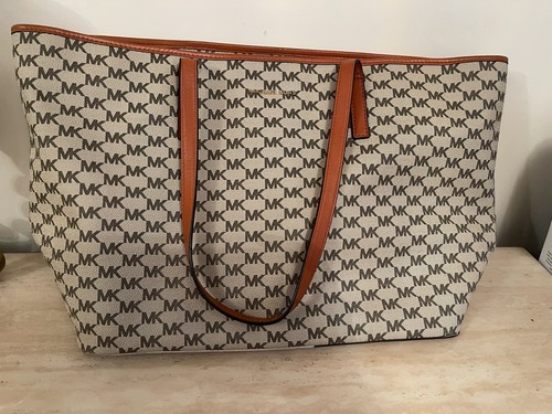 Michael kors logo large tote - michael,