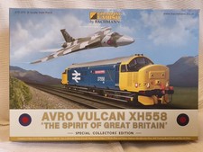 TWO Bachmann 370-375 XH558