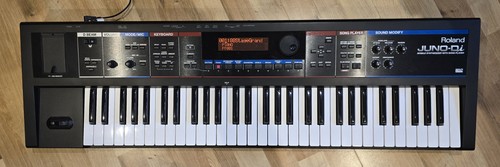 Roland juno synthesiser - juno, di
