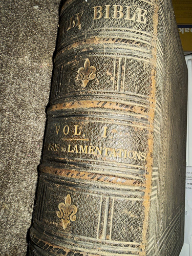 Holy bible old new - holy,
