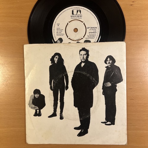 The stranglers walk by 7 - -,
