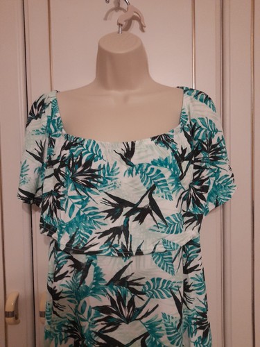 Evans ladies top size 32 - evans,